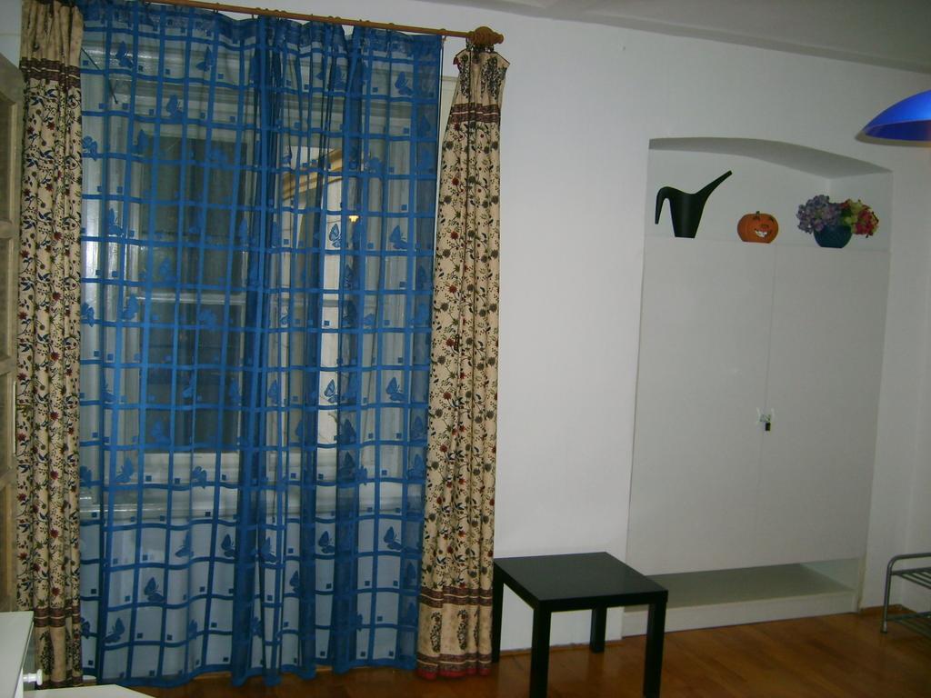 Cityheart Apartments Будапеща Стая снимка